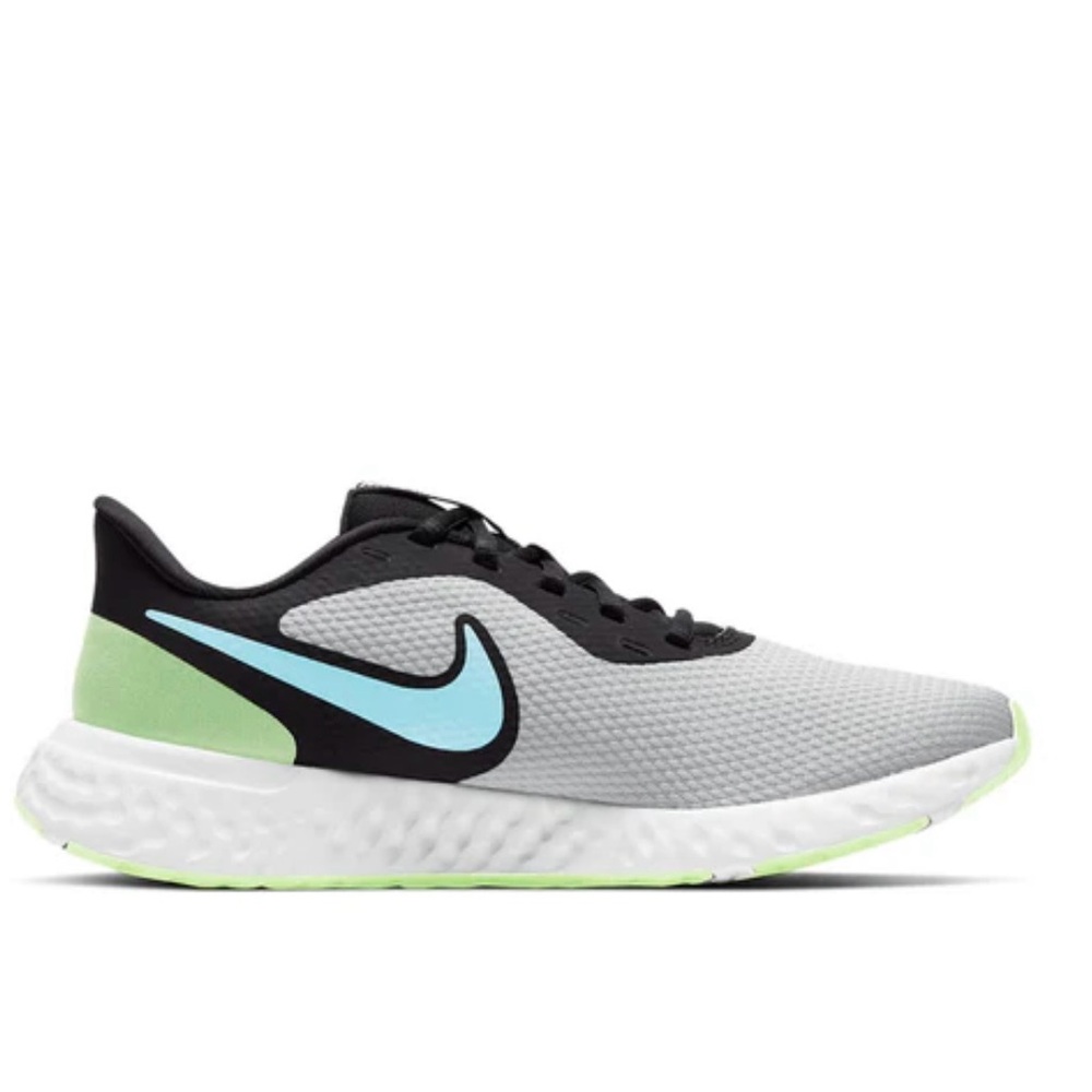 Nike Revolution Running Shoes